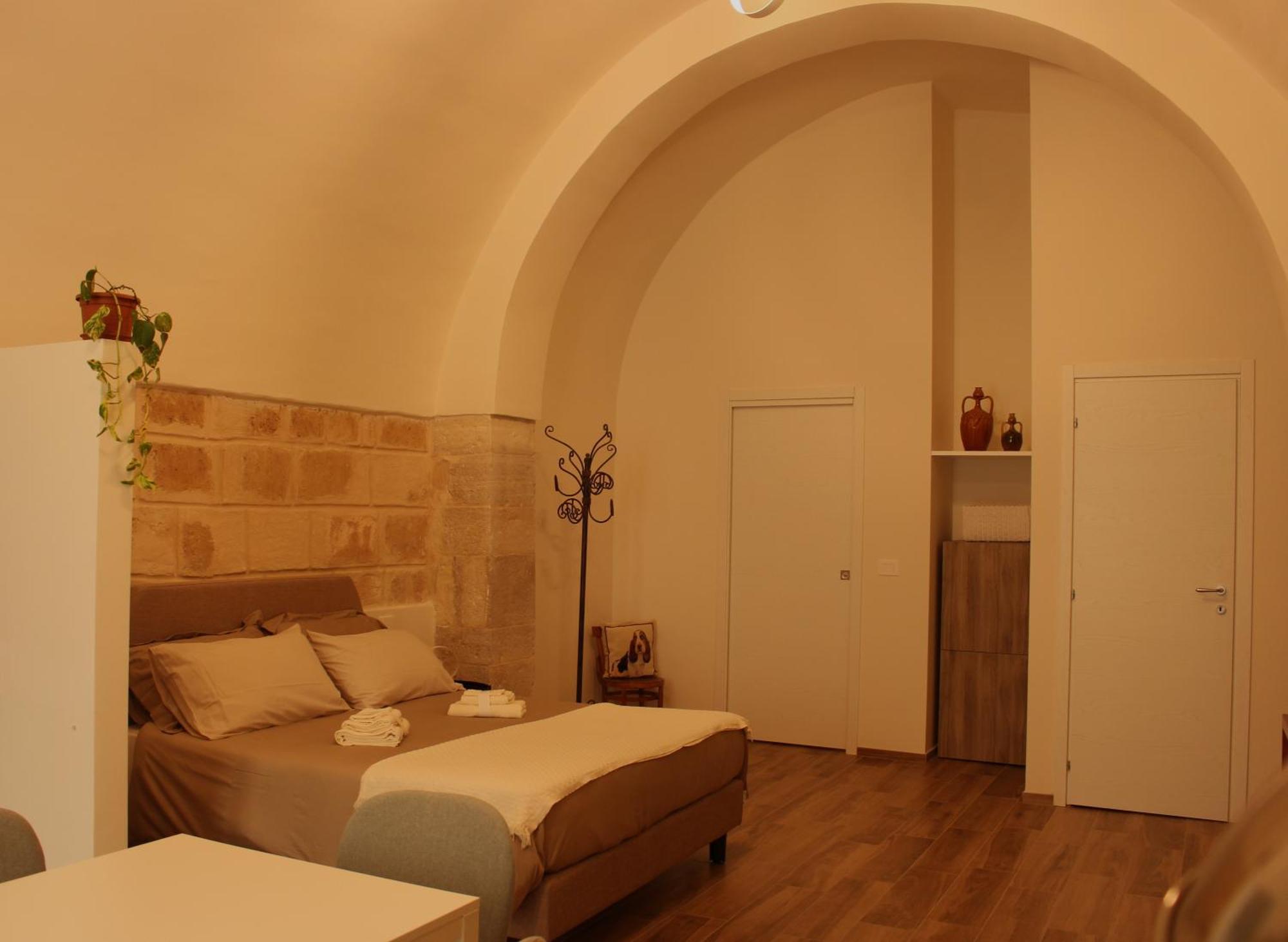 Vita Lenta Apulian Rooms Трані Екстер'єр фото